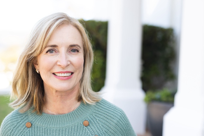 Finding Mature Women or Younger Men in London