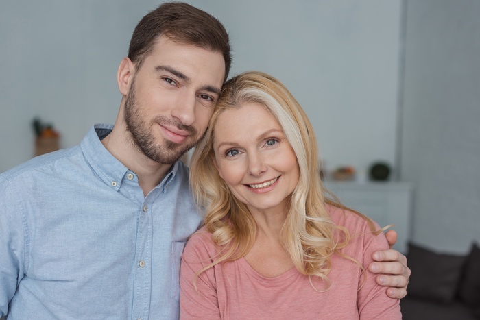 older woman dating