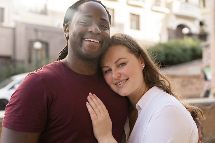black men date white cougar